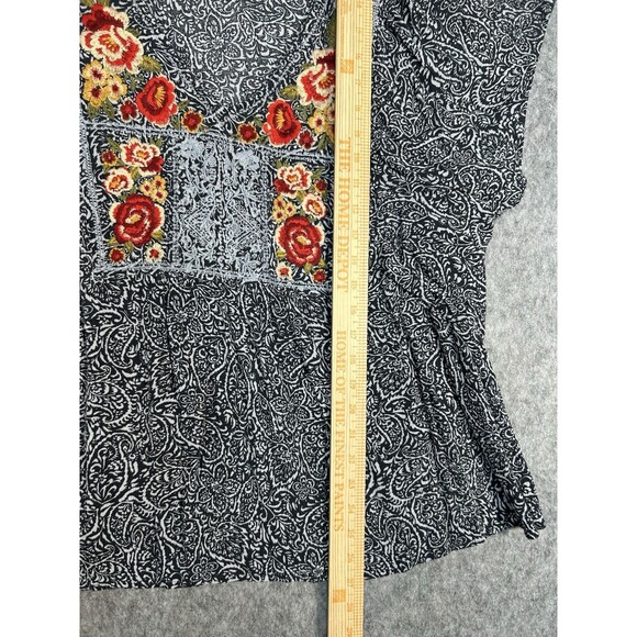 Savanna Jane Top Women's 2X Black Paisley Floral Embroidered Boho Artsy Plus - Picture 5 of 7